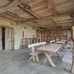 Traditional House Kal With Hot Tub - Happy * Semic