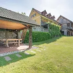Traditional House Kal With Hot Tub - Happy 公寓 *