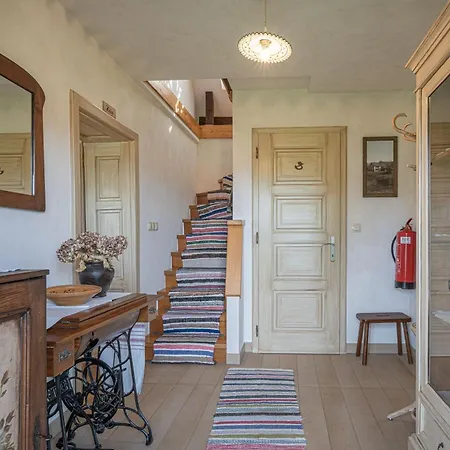 Traditional House Kal Garden & Jacuzzi - Happy Rentals Feriehus Semic
