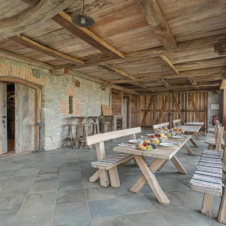 Traditional House Kal Garden & Jacuzzi - Happy Rentals Feriehus Semic