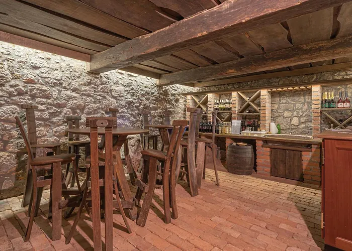 Traditional House Kal With Whirlpool - Happy דירה