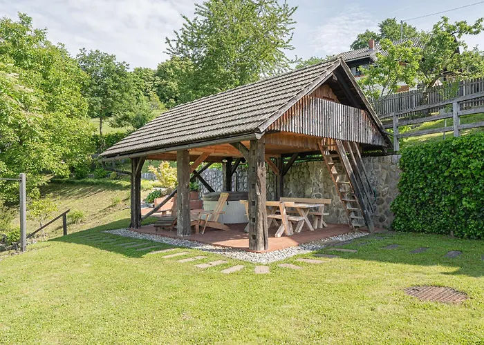 Apartment Traditional House Kal With Whirlpool - Happy *